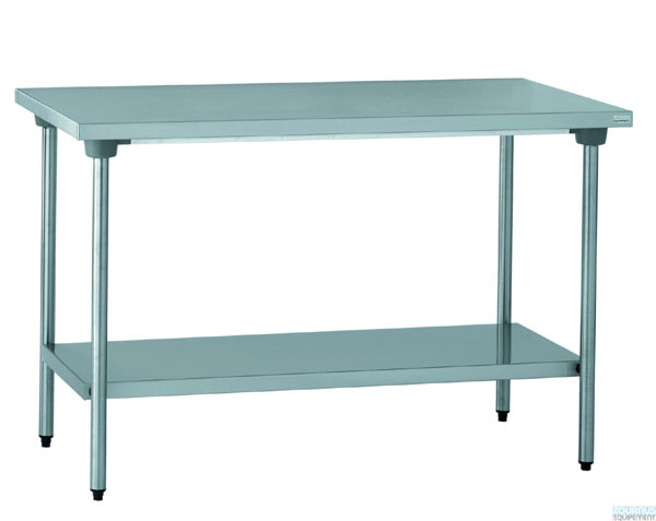 TABLE CENTRALE+ETAGERE INOX 700X2200 MM